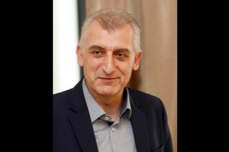 Lidská ruka a cit v ní jsou u kardiologických zákroků nenahraditelné, říká primář Želízko